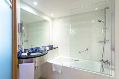 Holiday Inn Express Lisbon-Oeiras an IHG Hotel