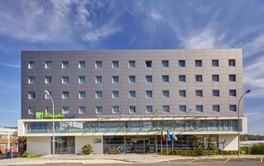 Holiday Inn Express Lisbon Alfragide an IHG Hotel