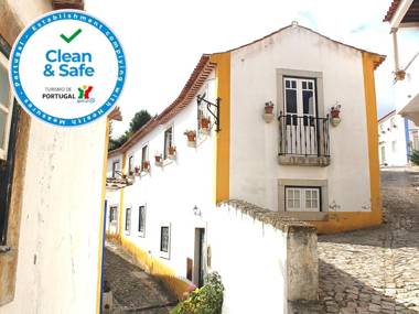 Casa de S. Thiago de Obidos