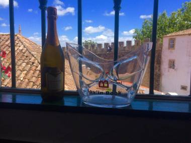 Lovin Book Guesthouse