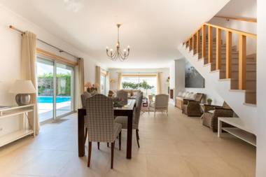 Magnifica Moradia V4