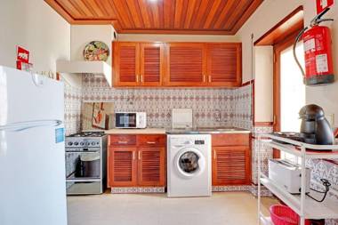 Monte Gordo Beach View by Homing