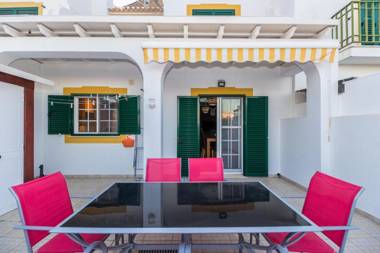 Villa Engiadina by ALGARVEMANTA