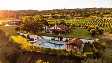 MONTE DA RAPOSINHA Enoturismo Montargil