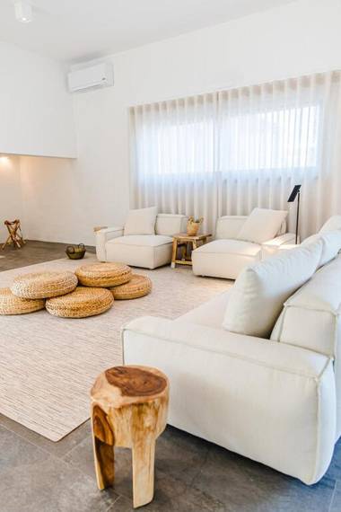 Montimerso Skyscape Country House