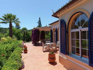 Stylish Villa in Monchique with Private Swimming Pool