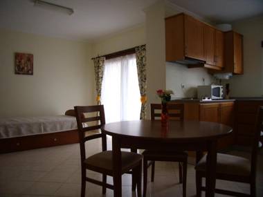 Residence 1000 Roses