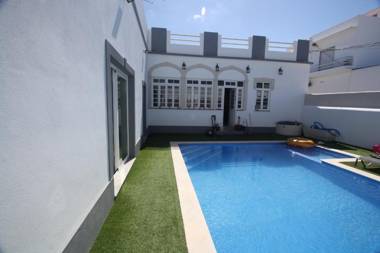 Casa Colibri heated pool