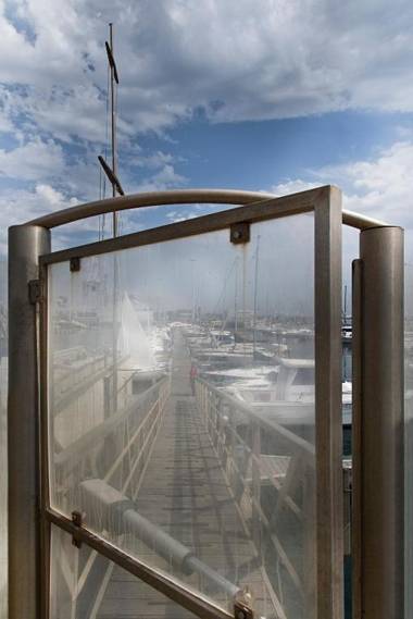 VRS - Low Cost Beach Boat