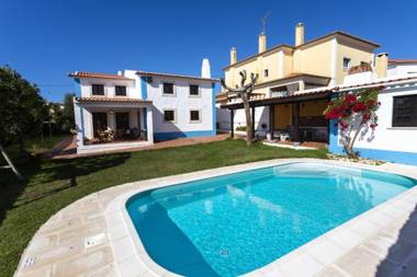 Casa da Praia by AcasaDasCasas