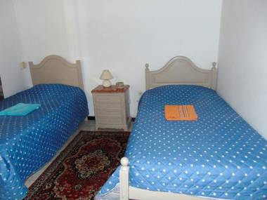 2 bedrooms house with wifi at Machico 4 km away from the beach