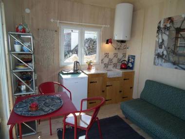 Da Silva Surfcamp Tiny House Luna