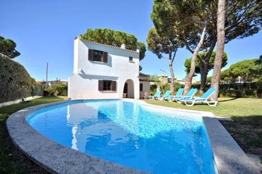 Private Pool villa Walking distance to the centre Golf Facing