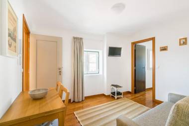 Pateo Santo Estevao-Self Catering Apartments