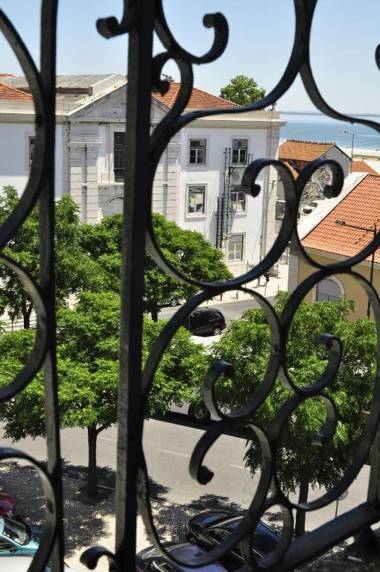 Alfama District by be@home