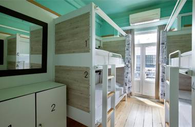 Goodmorning Solo Traveller Hostel