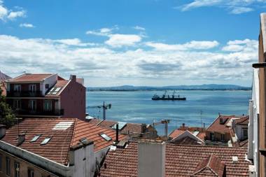 Portas do Teatro Apartments