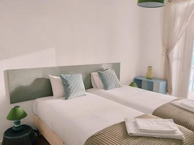 Charm Discovery Braul