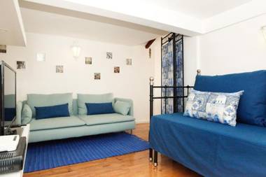 Best Terrace River View Apt in Alfama