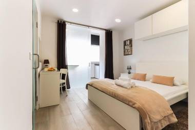 Downtown Lisbon Palma Suites by Homing
