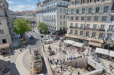 Chiado Square Apartments | Lisbon Best Apartments