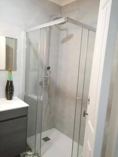 Alfama Apartments Services