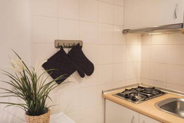 LovelyStay - Charming Marques Flat