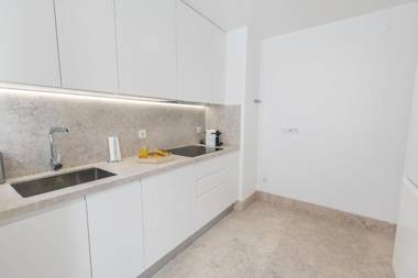 LovelyStay - Chic Citrus Home - Private Garden