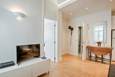 BmyGuest - Alfama Terrace Apartment