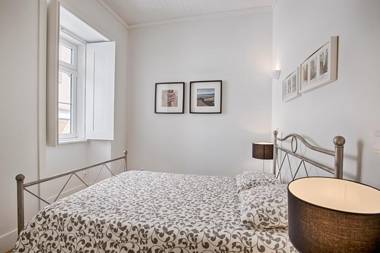 BmyGuest - Alfama Terrace Apartment