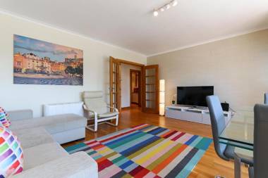 Bellevue Apartment by Homing