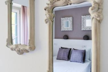 4U Lisbon Airport Suites