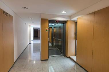 LovelyStay - Family-Friendly Apartment Downtown