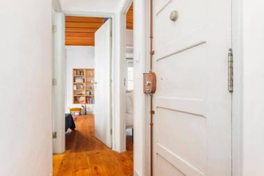 Alfama's Flat with a National Pantheon view