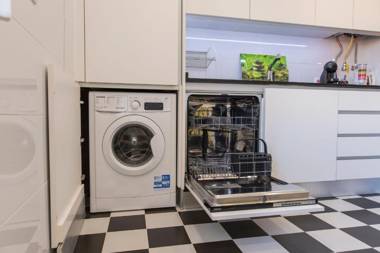 LovelyStay - Bairro Alto Terrace Wonder