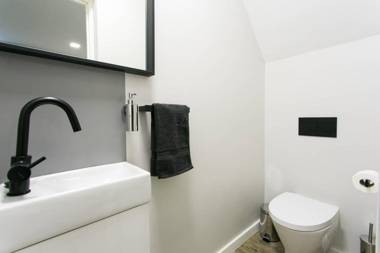 The Rose of Bairro Alto