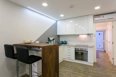 The Rose of Bairro Alto