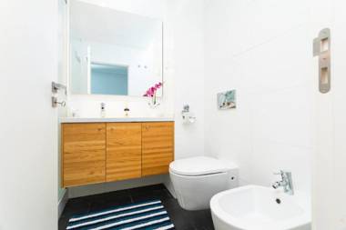 GuestReady - Spacious and Modern Campolide Family Apt Fits 6