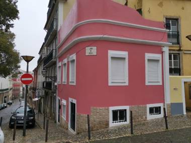 DoBairro Suites at Merces