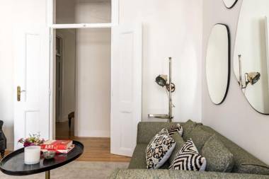 LovelyStay - The Wanderers Hideout