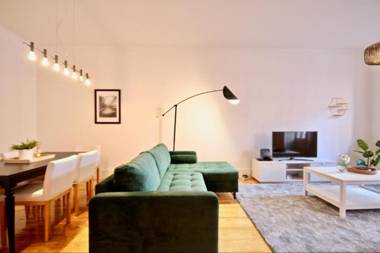 Akicity Praça de Espanha Selected