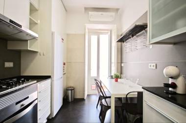 Akicity Praça de Espanha Selected