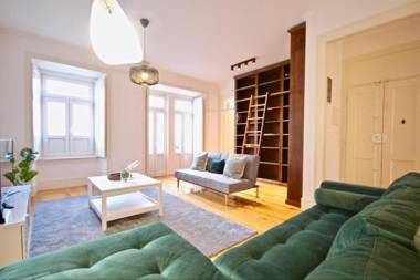 Akicity Praça de Espanha Selected