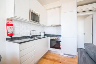 GuestReady - Chic and Vibrant Apt with Stunning Views - Anjos