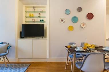 LovelyStay - Cozy 3BDR Apartment in Estrela