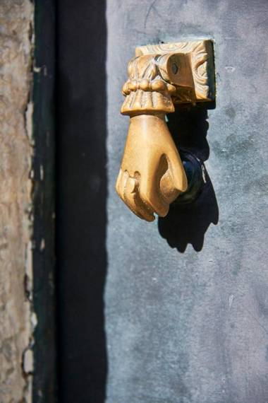 Renovated Charming Apartment By TimeCooler