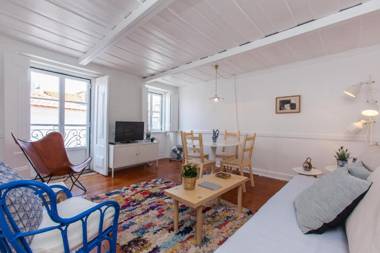 Alfama Sunny & Typical Apartment By TimeCooler