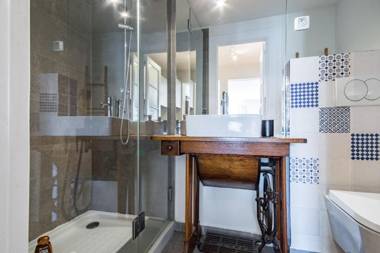 Lisbon Heart Apartments - Yellow Apartment by LovelyStay