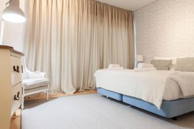 Santos Design Flat by LovelyStay