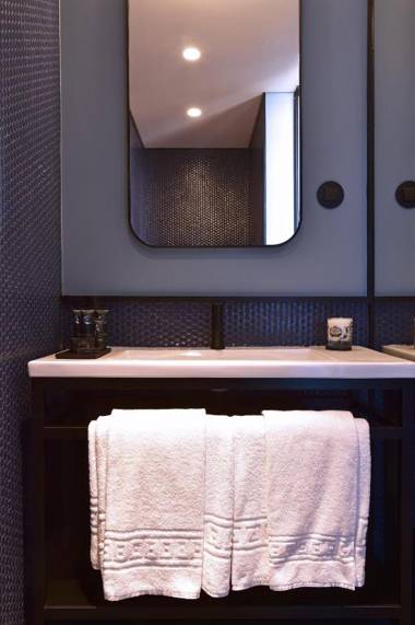 The Editory Riverside Santa Apolónia Hotel